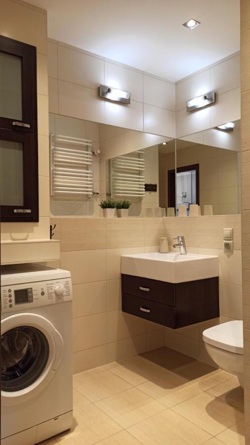 Laroom Apartament กดัญสก์ ภายนอก รูปภาพ