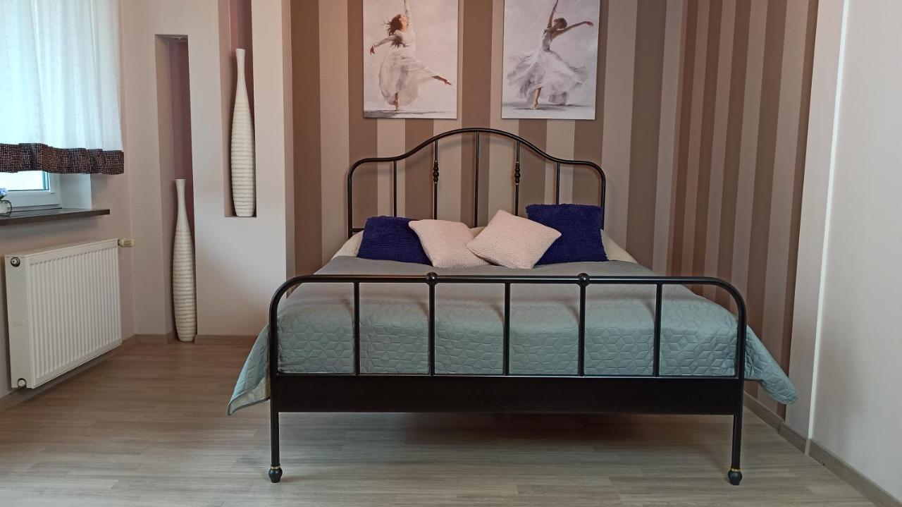 Laroom Apartament กดัญสก์ ภายนอก รูปภาพ